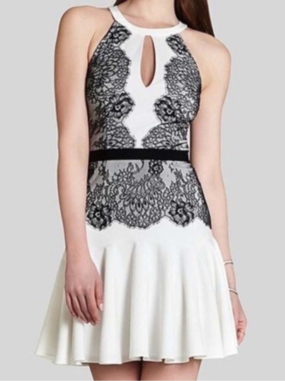 BCBGMaxAzria LEYLA Yvory Mini Dress with Black Lace Accents Halter Fit size 8